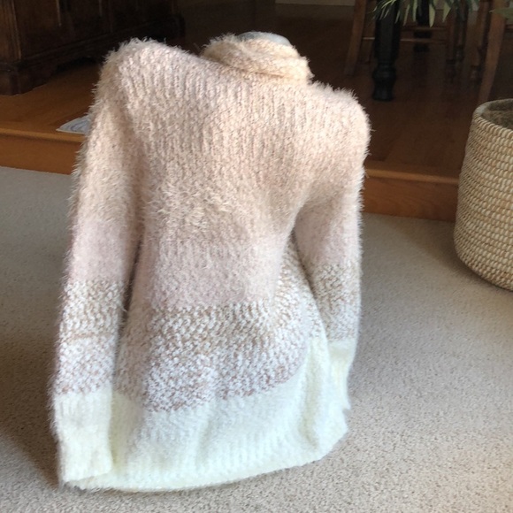 CUPIO BEIGE AND CREAM SOFT EYELASH CARDIGAN SWEATER - Picture 3 of 4
